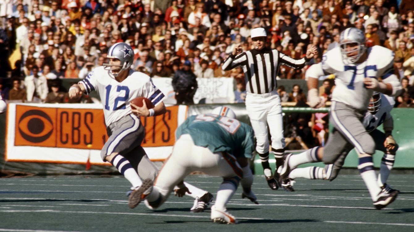 Staubach makes history against Dolphins